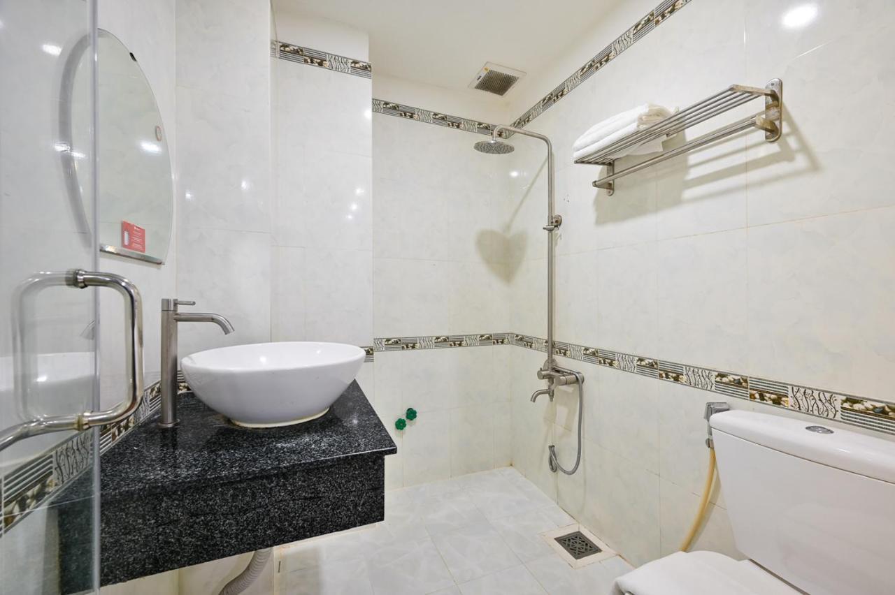 Gia Hoa Airport Hotel Ho Chi Minh City Exterior photo