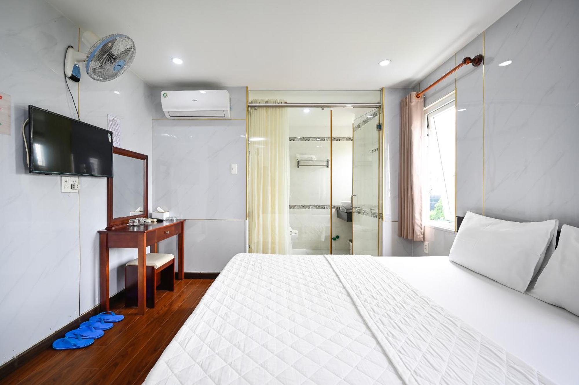 Gia Hoa Airport Hotel Ho Chi Minh City Exterior photo